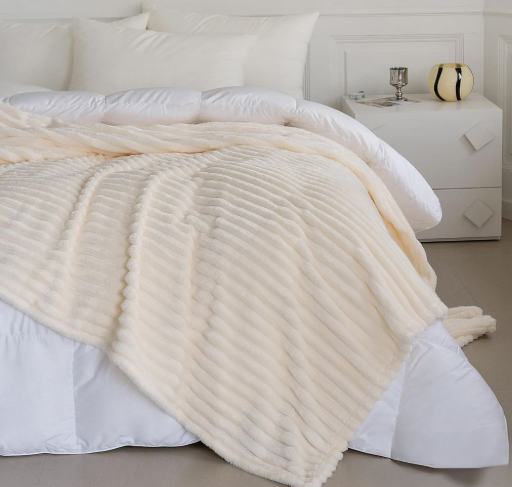 Cozy Ribbed Throw Blanket - Ivory