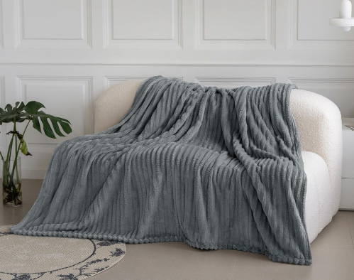 Cozy Ribbed Throw Blanket - Grey