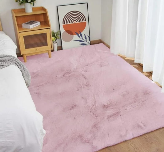 PV Fur Rug 4'x6'- Blush