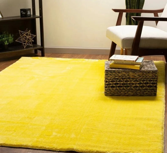 PV Fur Rug 4'x6'- Yellow